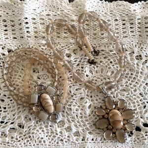 Womens vintage jewelry